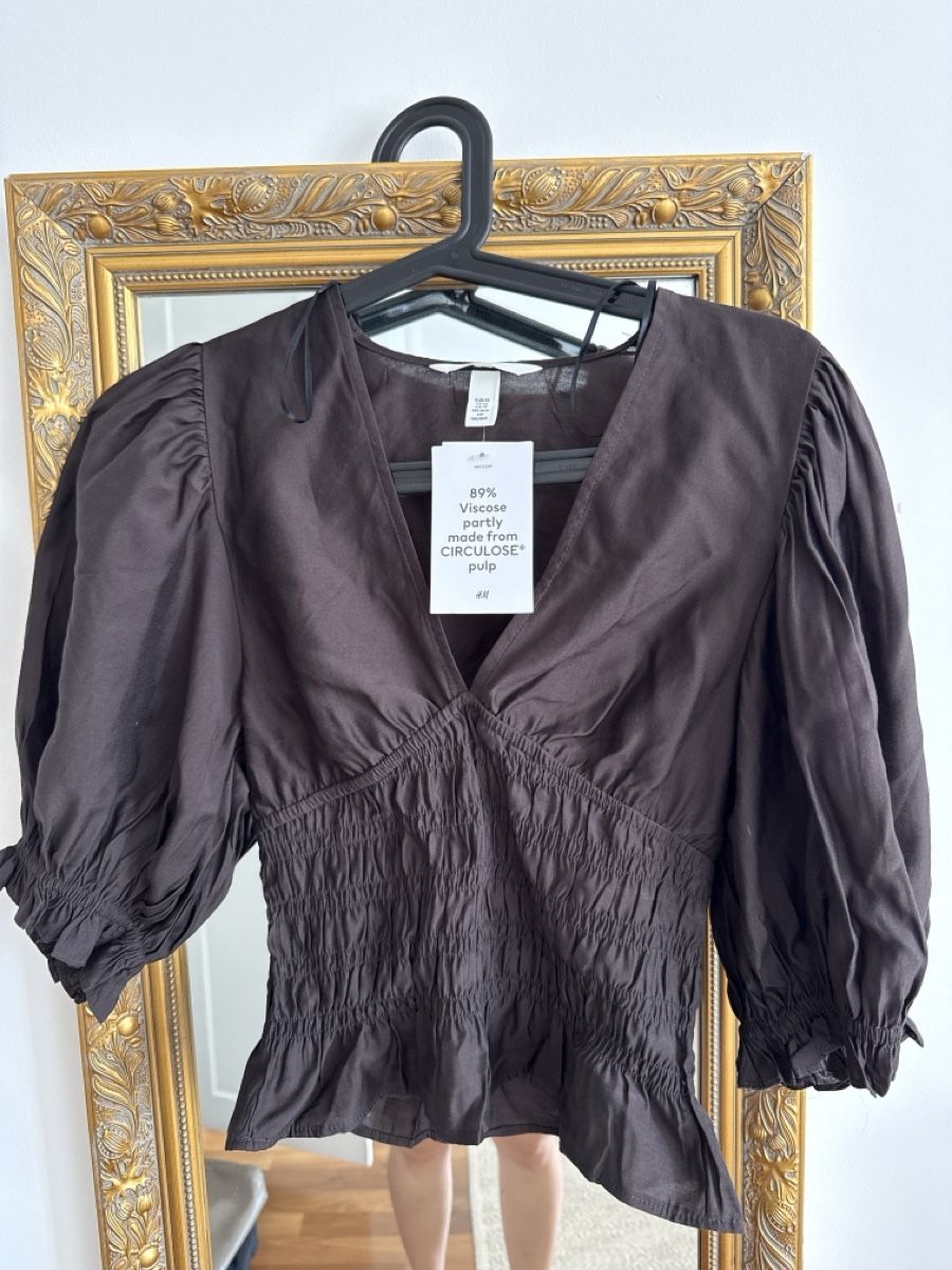 H&M Chemisiers: H&M Bluse dunkelbraun Gr. XS – Neuf avec emballage d'origine à Zürich par maleaaa