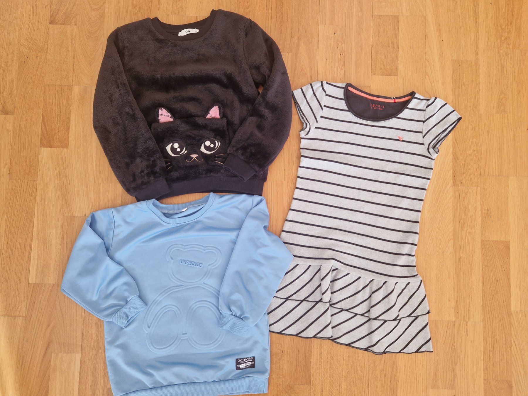 Kleiderpakete & -sets: Kleiderset Paket Mädchen Kleid, Pulli 134/140 – Gebraucht aus Buchs von sonjaja