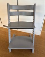 Stokke Tripp Trapp in Grau, gut erhalten, für den Frühlin