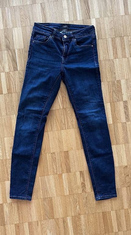 Jeans: Denim Jeans Vero Moda Gr. 36 – Gebraucht aus Basel von R__Mueller