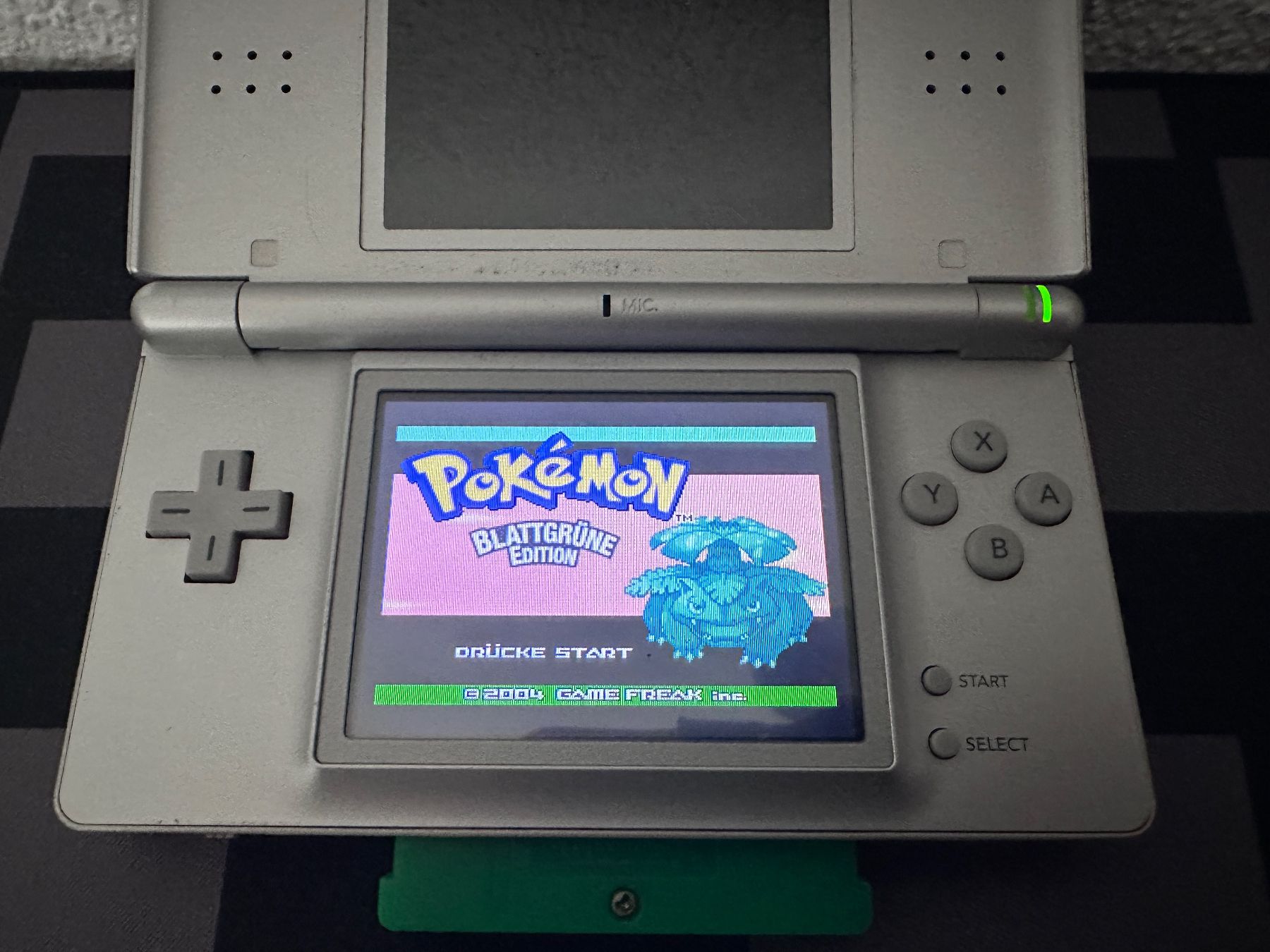 Nintendo Console: Nintendo DS Lite Silber + Ladekabel + Stift + GBA Abdeckung – Usato da Kappel SO venduto da MyFunBox 7