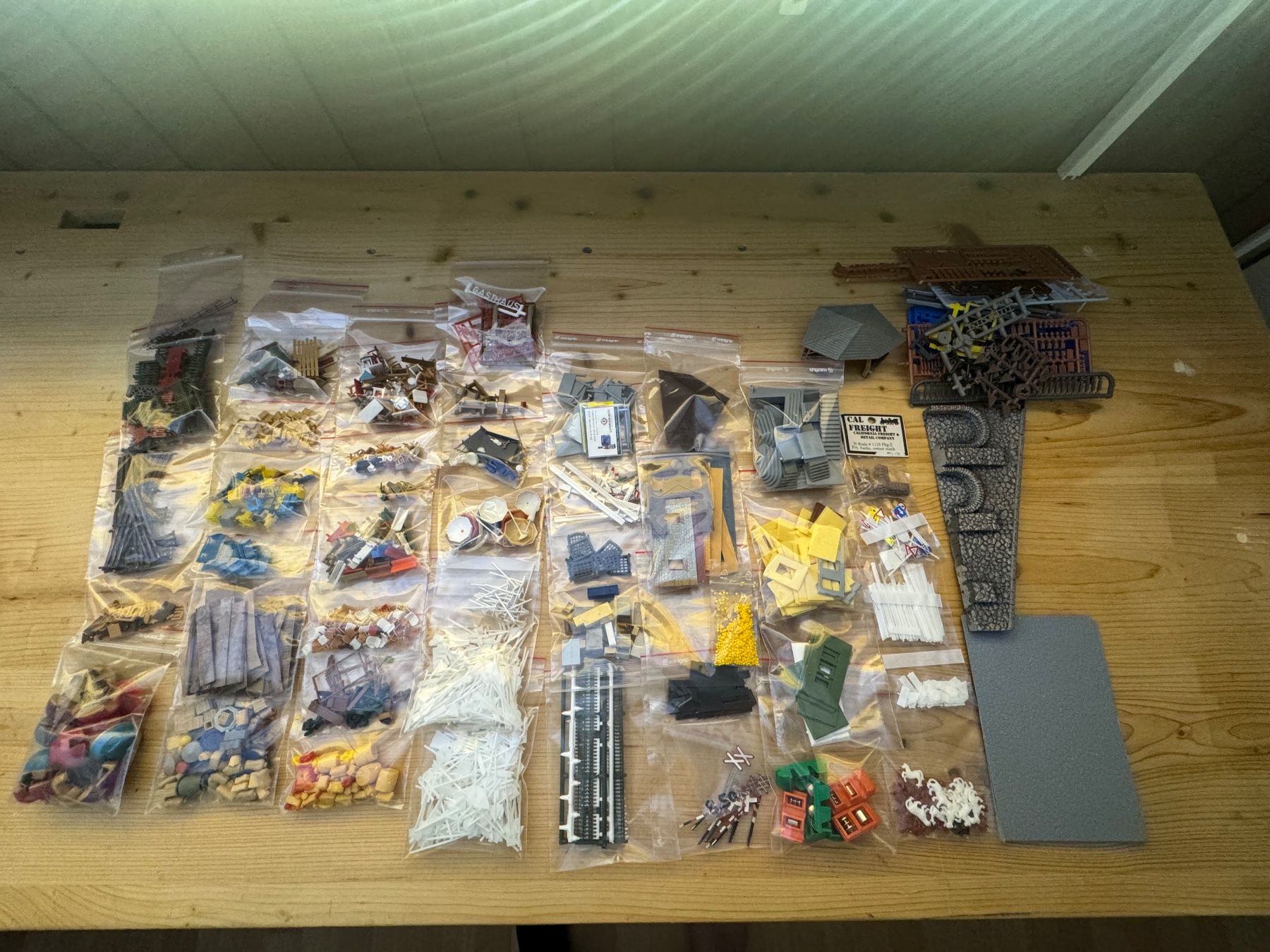 Modelleisenbahnen: Viele kleine Teile spur HO – Gebraucht aus Klarsreuti von Sbirolipiero 1