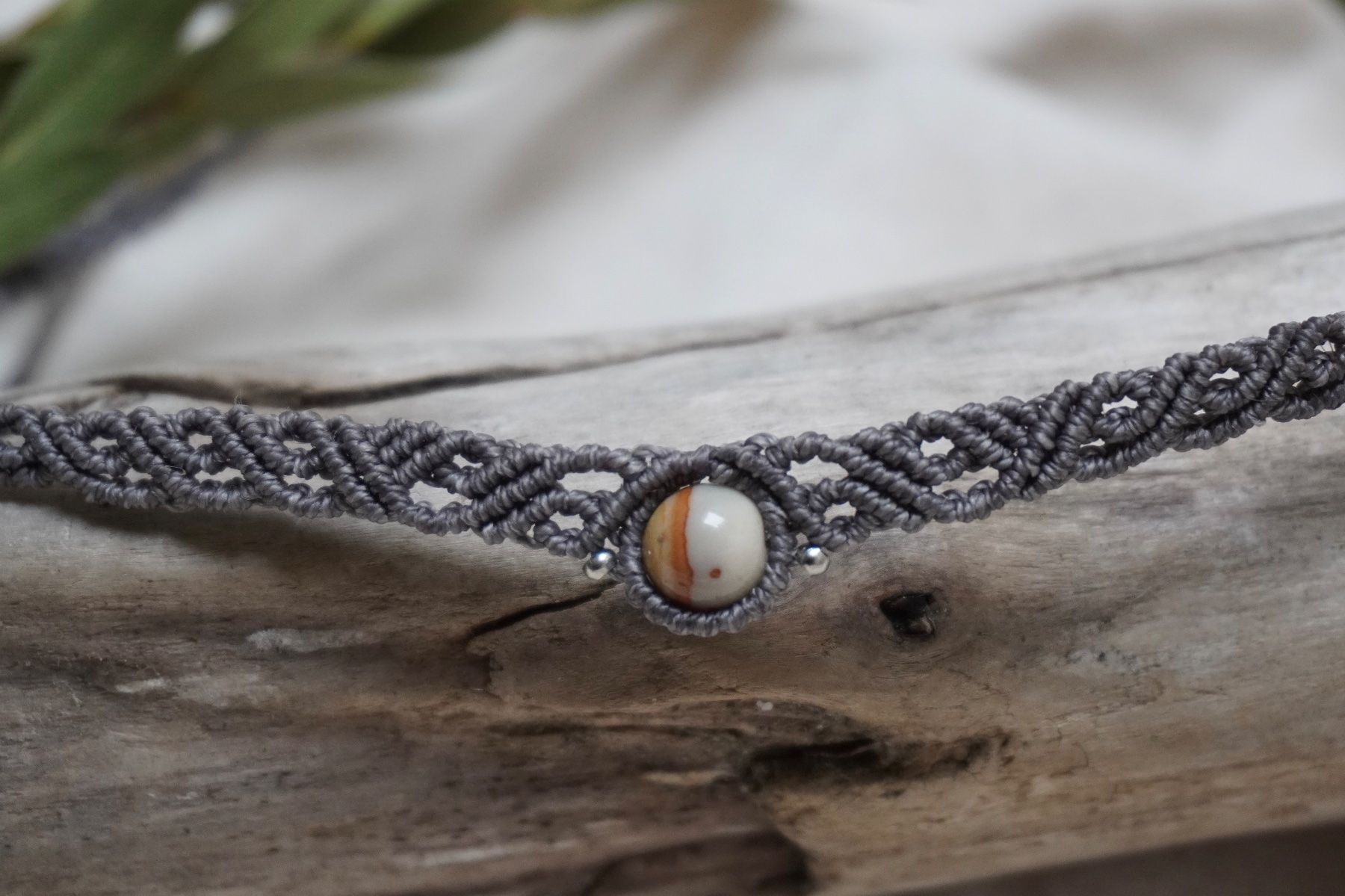 Catenine: Einzelstück - fluctus - Makramee Choker-Halskette – Nuovo (secondo la descrizione) da Heerbrugg venduto da R.St27