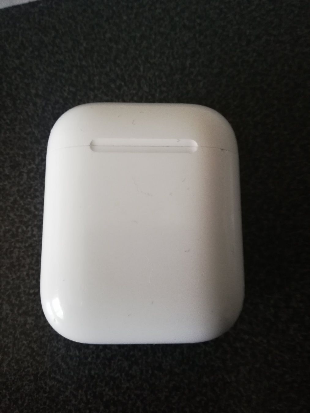 Apple Caricabatterie: AirPods Ladecase – Difettoso da schaan venduto da quin1 3