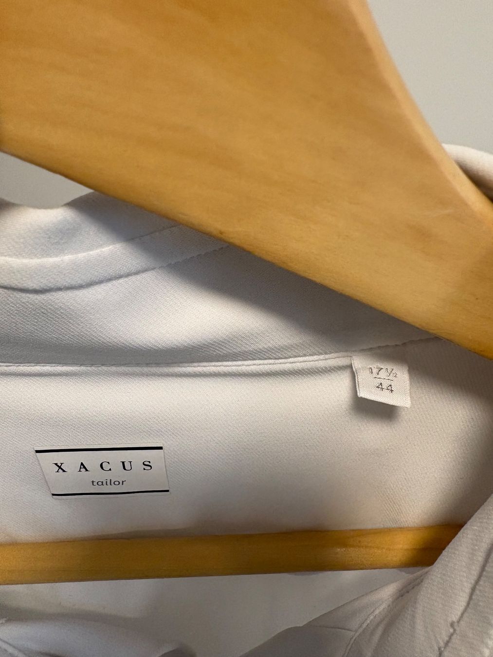 Camicie: Hemd Xacus weiss – Usato da Zürich venduto da fra_88dh 2
