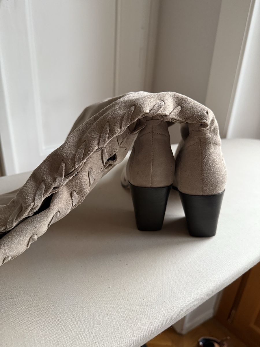 Zara Scarpe da donna: Zara suede boots - Size 40 - New - Never Worn – Nuovo (secondo la descrizione) da Genève venduto da jul_5xsn 8