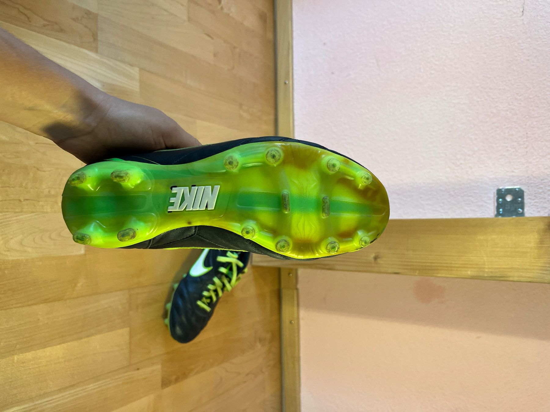 Nike Herrenschuhe: Nike football shoes – Gebraucht aus Zürich von jea_rl6p 3