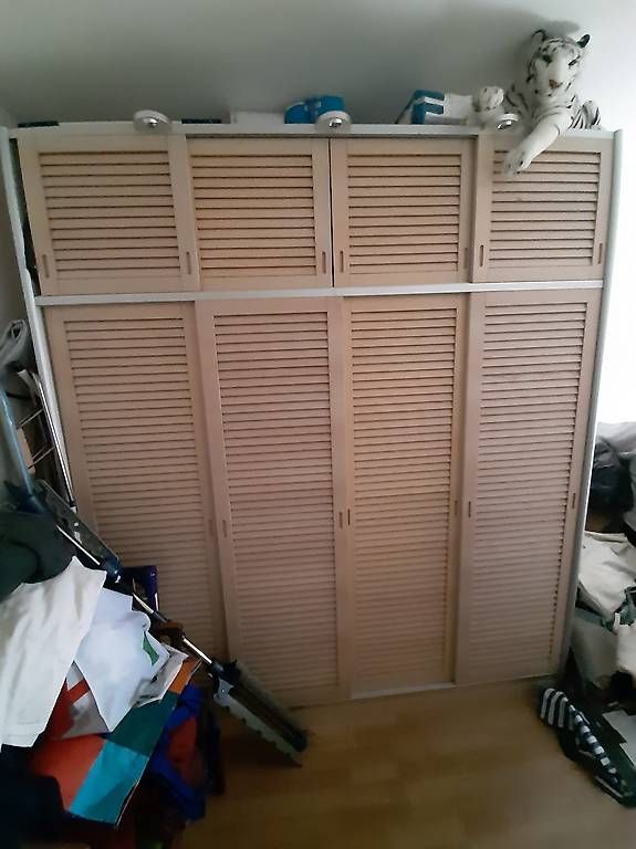 Armadi: Kleiderschrank – Usato da Zürich venduto da leo_6bbs