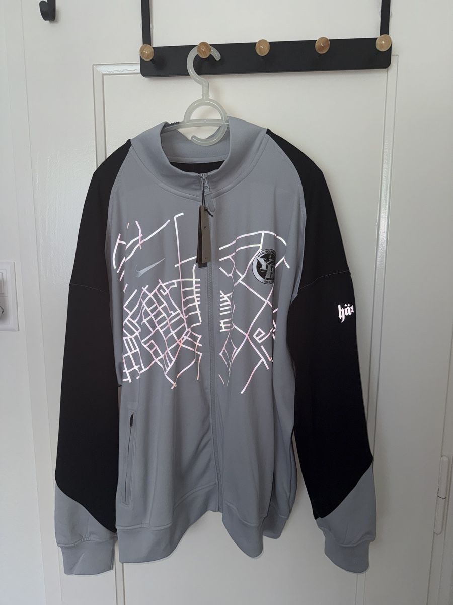 Jacken: Hässig x YB - Trainerjacke XXL – Neu (gemäss Beschreibung) aus Liebefeld von mkk_22 3