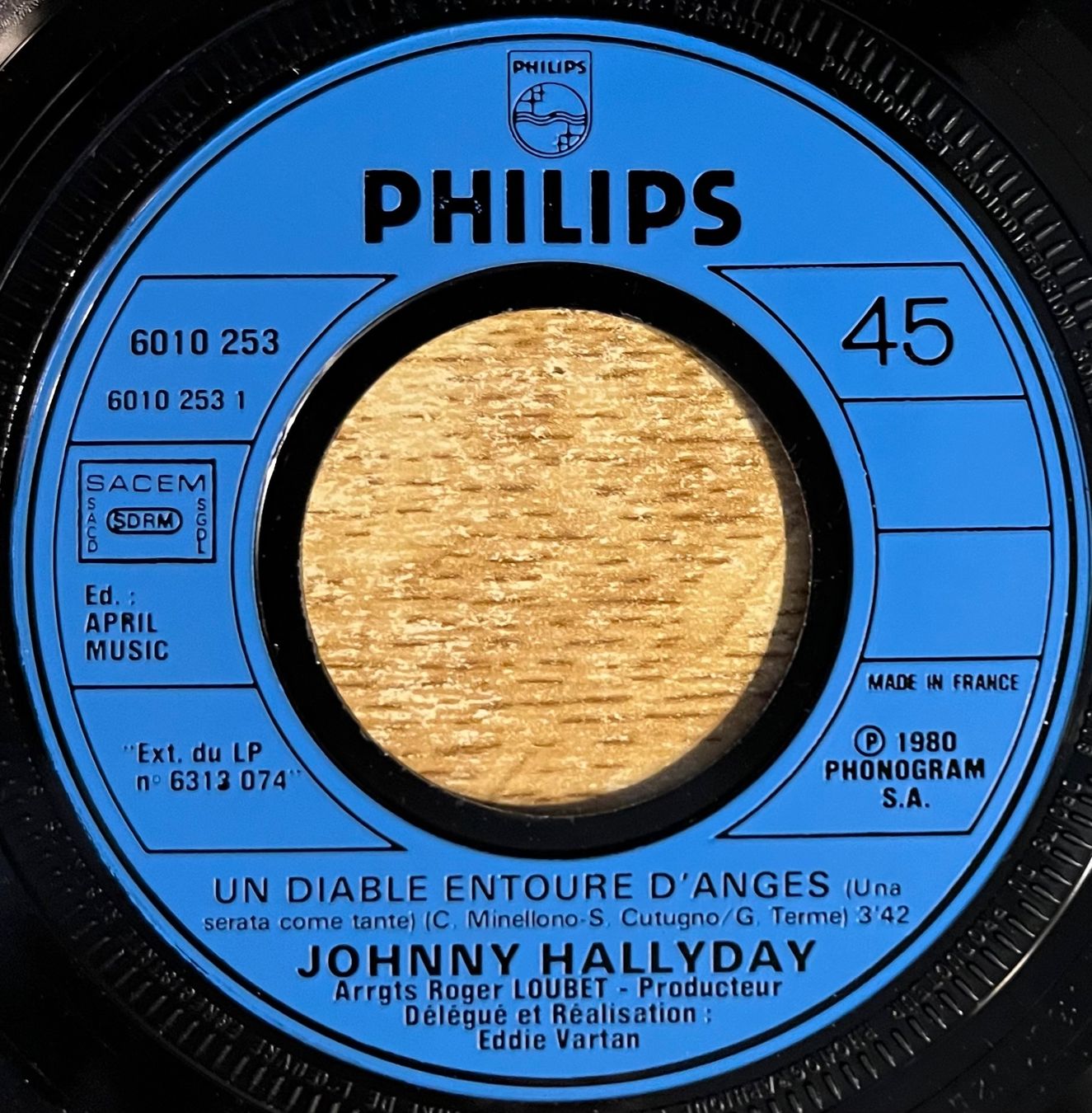 Dischi in vinile: JOHNNY HALLYDAY - UN DIABLE ENTOURE D'ANGES – Usato da Bussigny venduto da vinyl-pas-cher 2