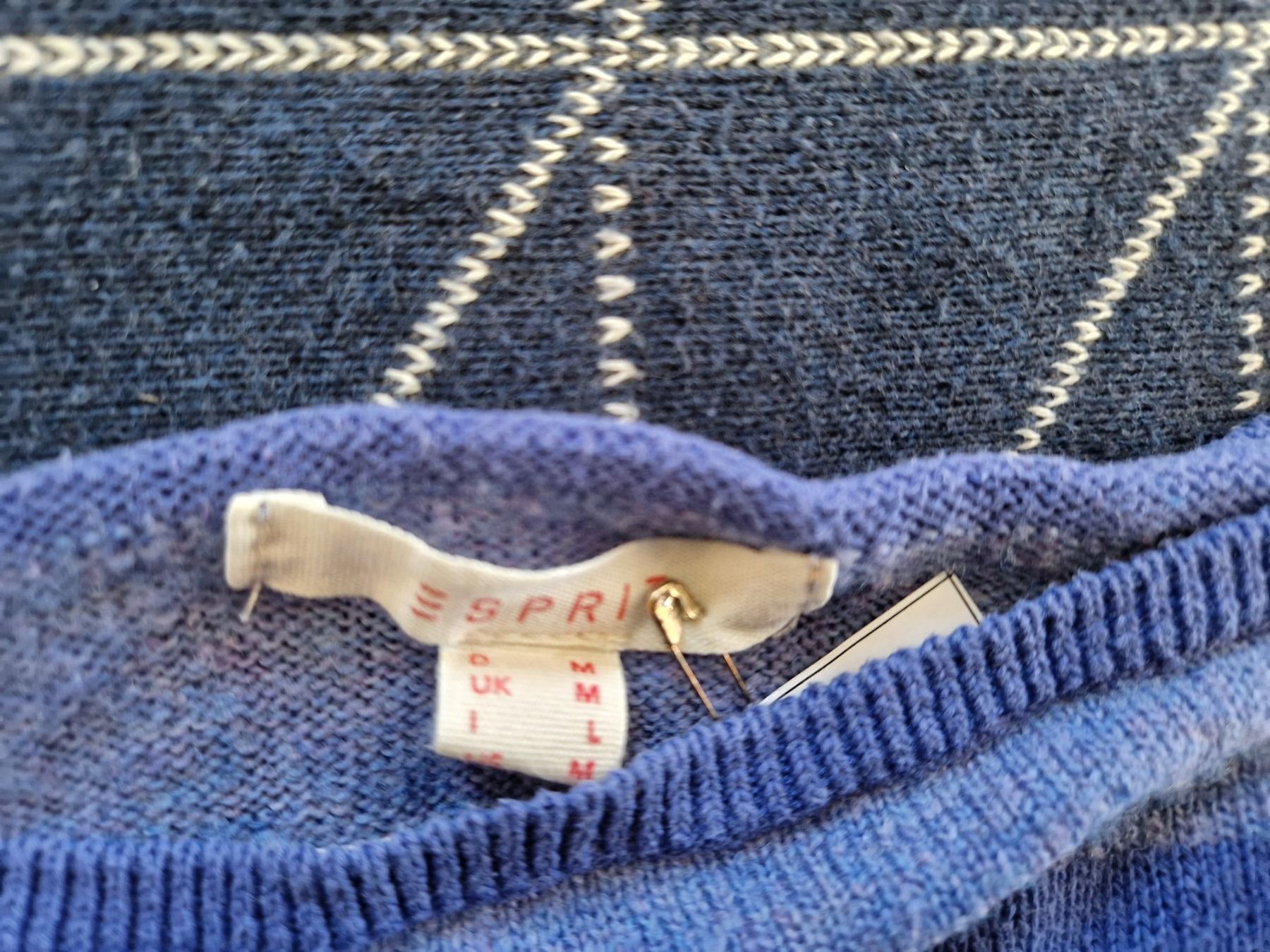 Esprit Maglioni & Felpe: Esprit Pullover blau gestreift M – Usato da MUEHLAU venduto da ibo_5c7d 1