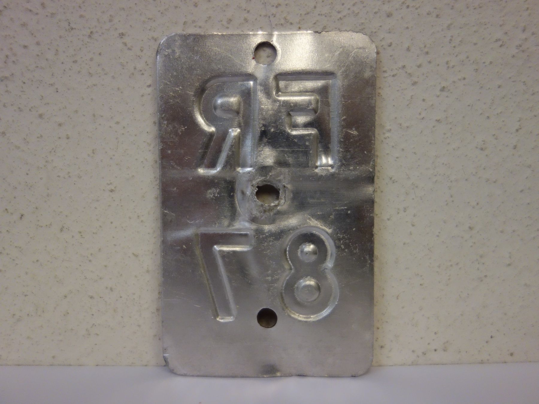 Schilder: FR 87 VELONUMMER - FAHRRADSCHILD – Gebraucht aus Kerzers von zimmergruen 1