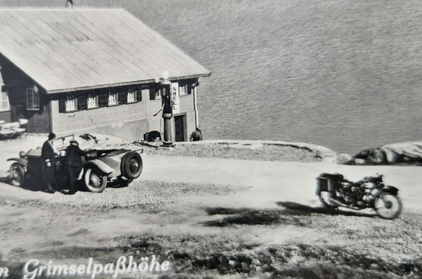 Cartoline postali: Restaurant Grimselpasshöhe, Stempel Besitzer, Oldtimer 1932 – Usato da Ebikon venduto da Donar50 1
