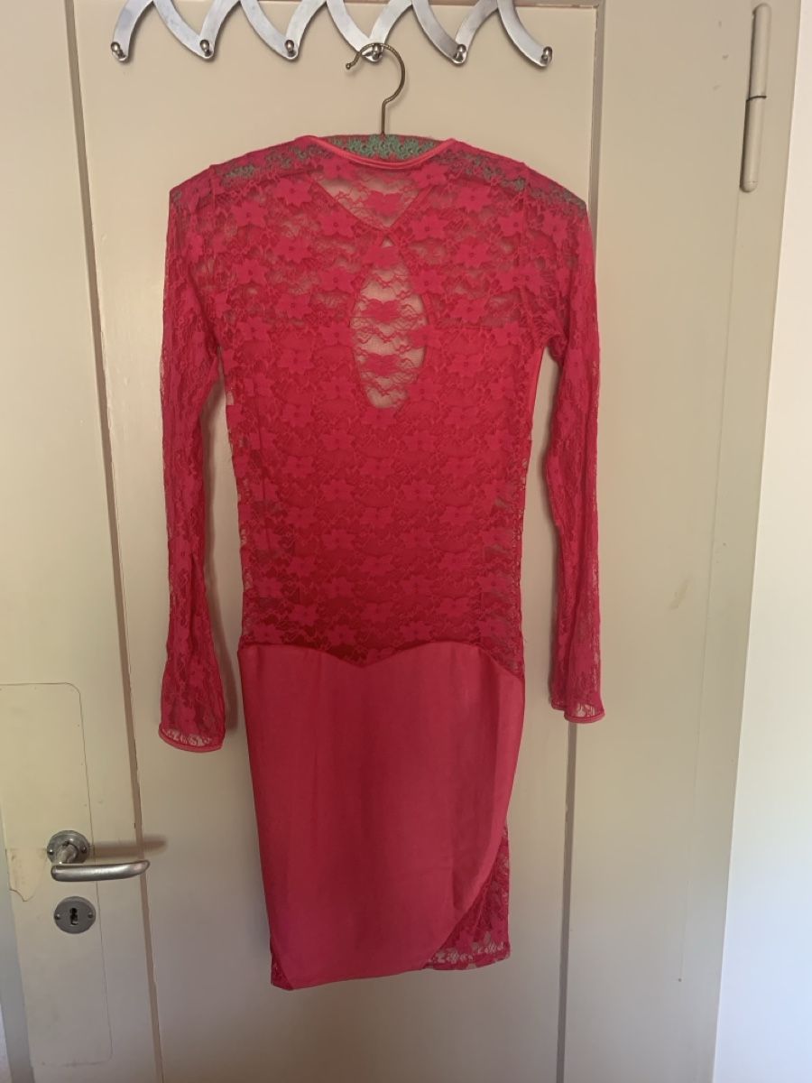 Robes: Kleid Rosa Spitze Langarm Grösse S – D'occasion à Laufen par Twingi33