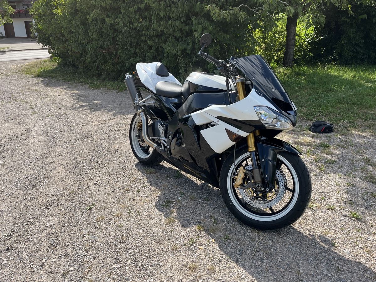 Kawasaki Strada: Kawasaki ZX10R – Usato da Dettighofen venduto da Chef.Nr.1 1