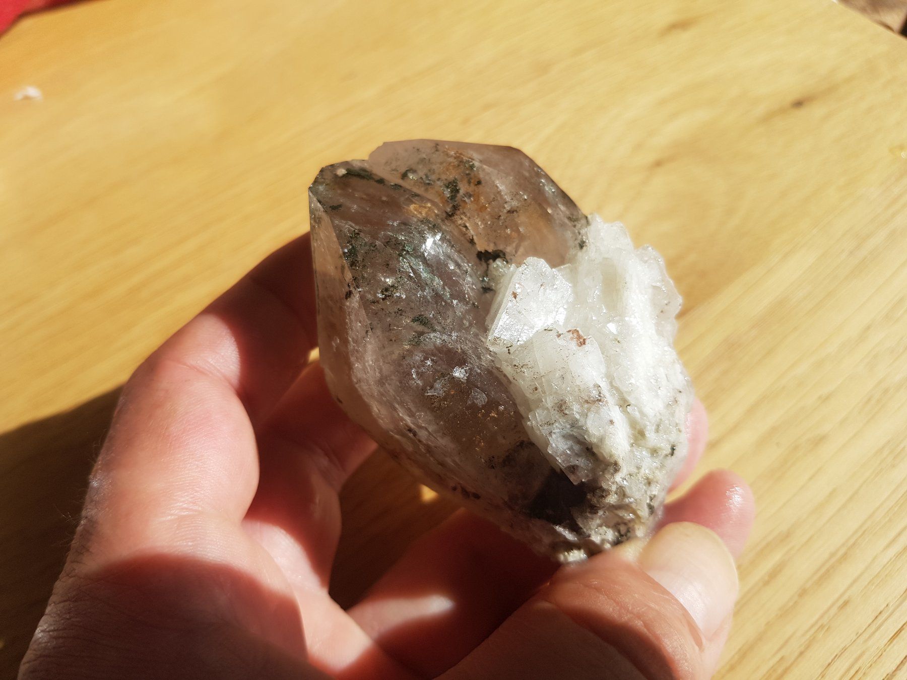Minerali & Pietre curative: Rauchquartz mit Adular (Fundort Wallis) – Usato da Martigny venduto da yan_7tnz 4