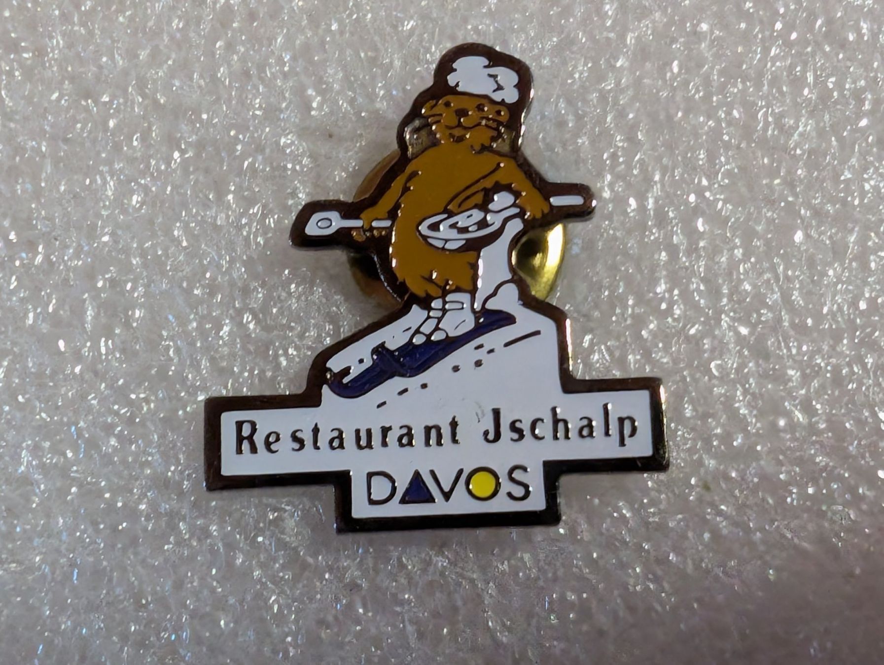 Placchette & Badge: Ansteckpin 279: Restaurant Jschalp Davos – Usato da Oppligen venduto da Pin-Fall-Shop