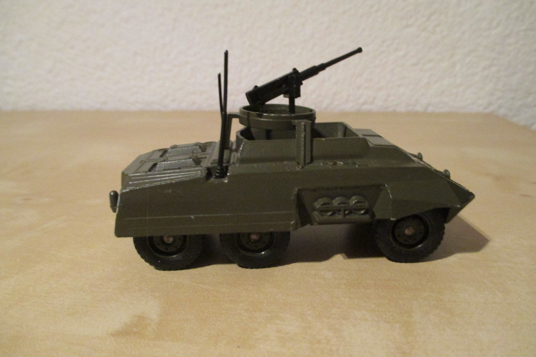 Kit di modellismo & Modellini statici: 2.Weltkrieg US-Army COMBAT CAR  M-20 – Nuovo (secondo la descrizione) da Lützelflüh-Goldb venduto da wli_9wqr 1