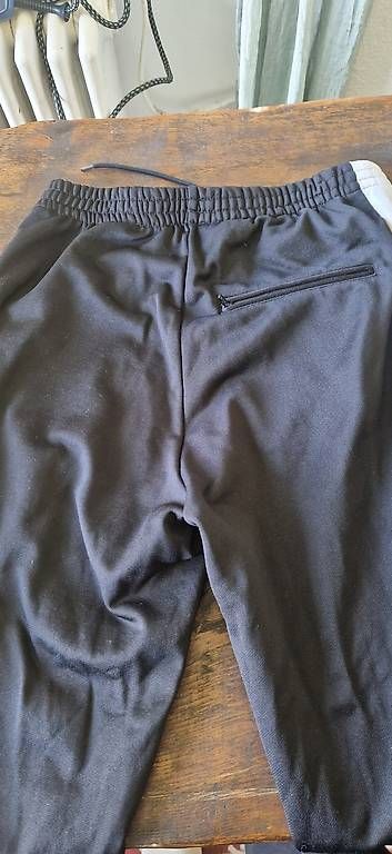 Pantaloni: Pantaloni tuta BALENCIAGA  – Usato da Gentilino venduto da pet_p7fg 2