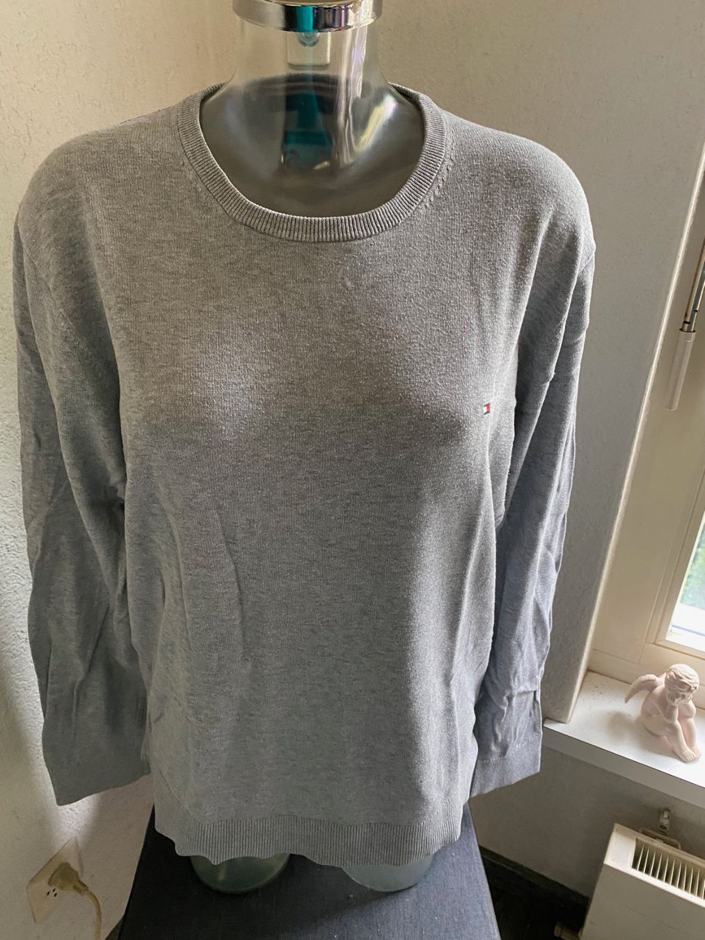 Tommy Hilfiger Maglioni & Felpe: Tommy Hilfiger Pullover grau Grösse L – Usato da Allenwinden venduto da Obalu 1