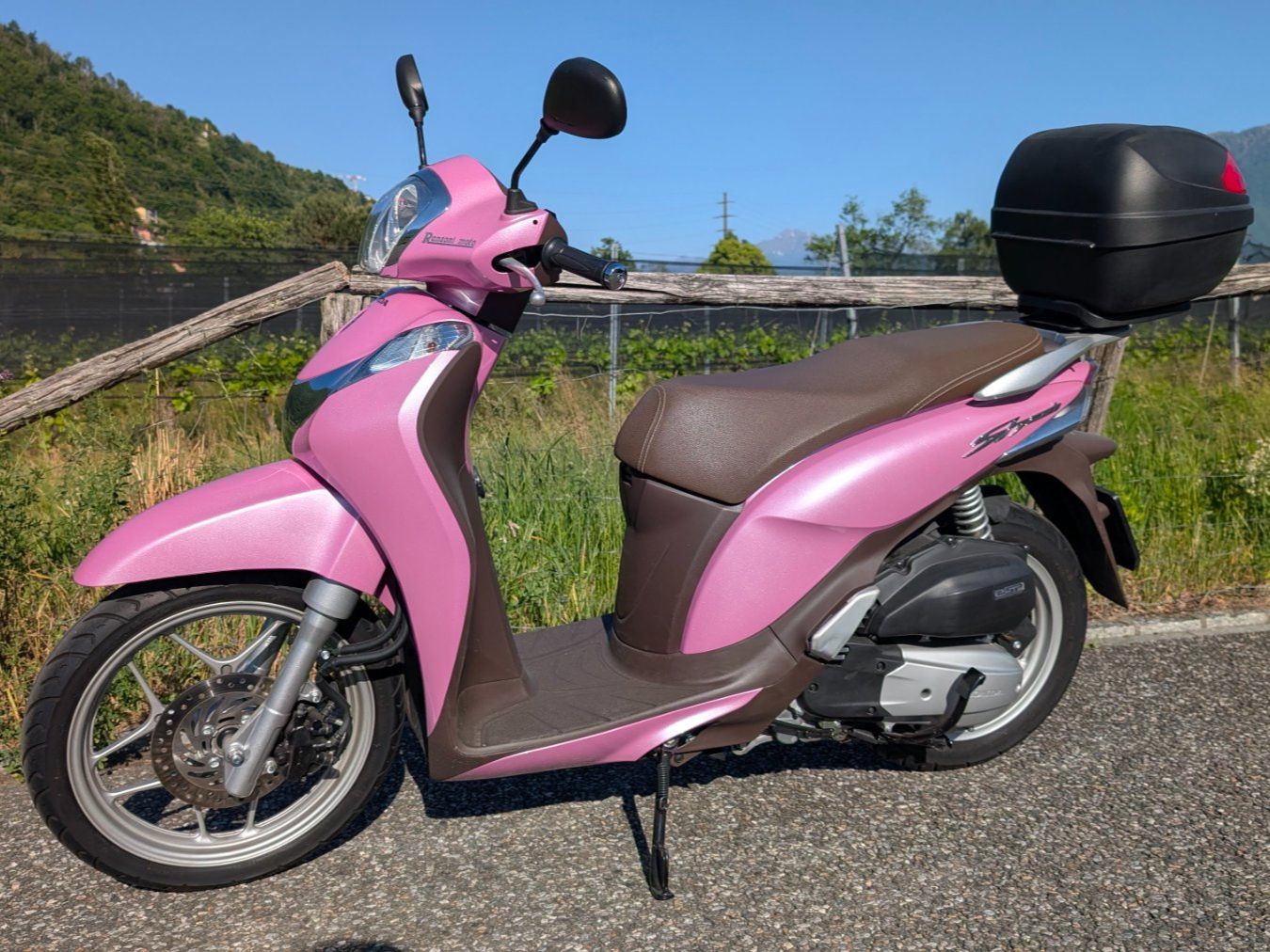 Honda Scooter: Honda SH 125 i Mode pink – Usato da Losone venduto da Manga_79 2