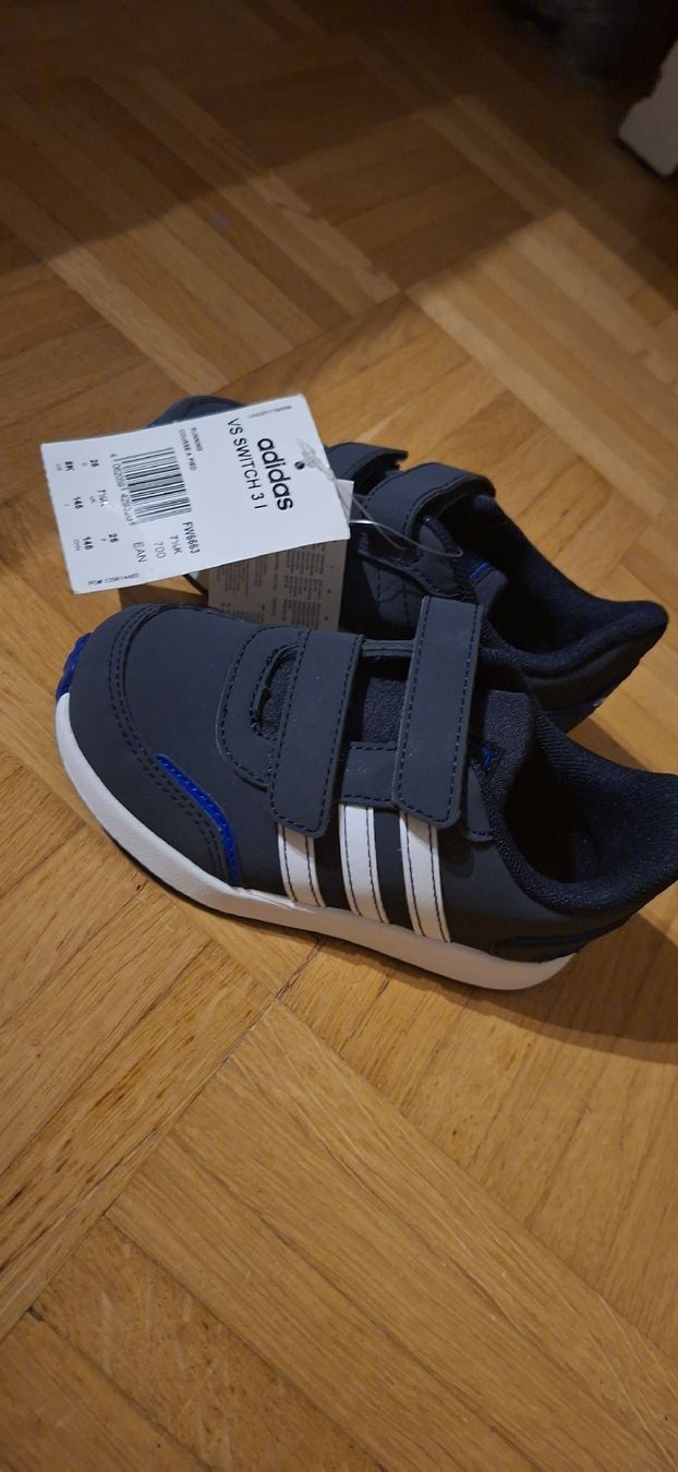Adidas Scarpe per ragazzi: kinderschuh – Nuovo e nell'imballaggio originale da Tuggen venduto da Karin026