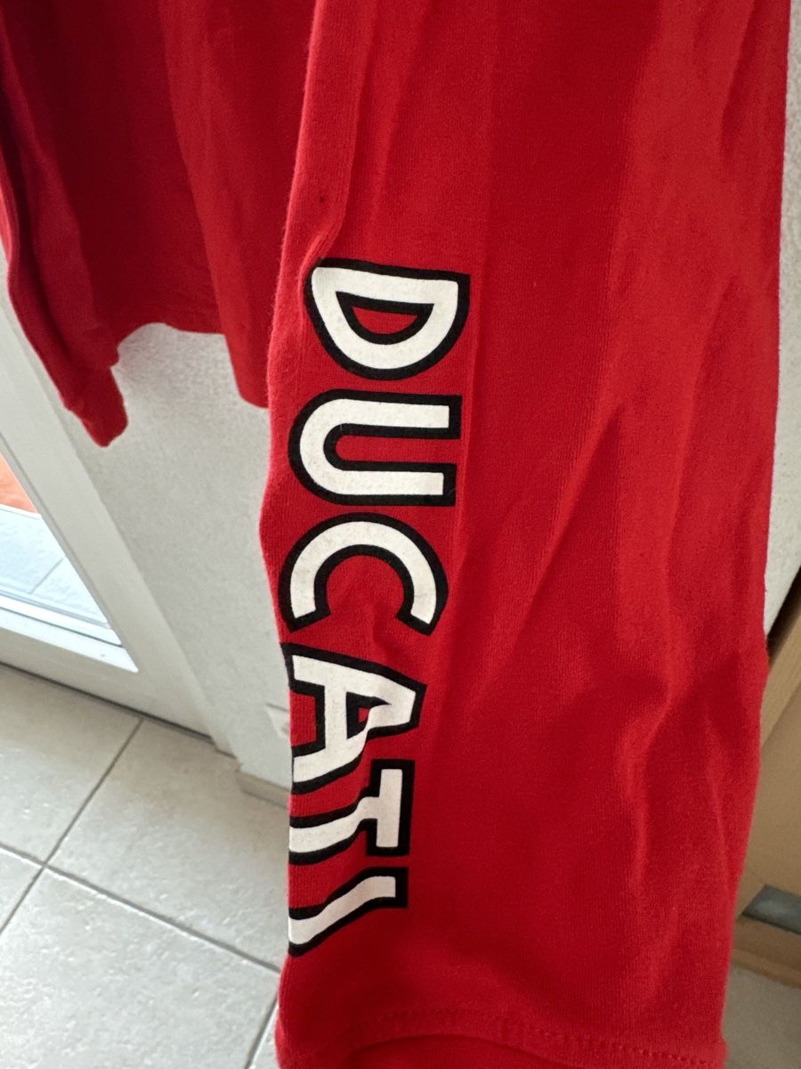 Maglioni & Felpe: Sweatshirt von Ducati – Usato da Ruggell venduto da mar_vq6b 2