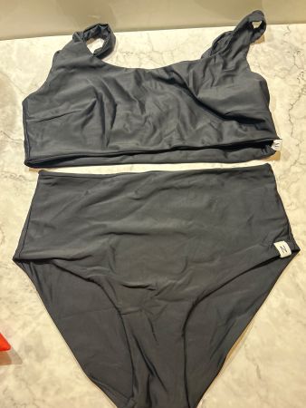 Bikini schwarz Grösse S Neumühle