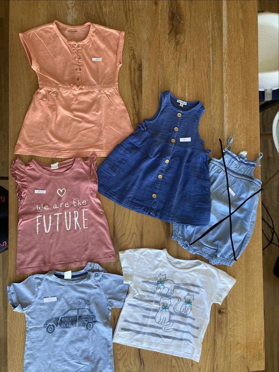 Kleiderpakete & -sets: Einzeln erhältlich: Sommerkleider Grösse 92 – Gebraucht aus Zürich von Retrogirl