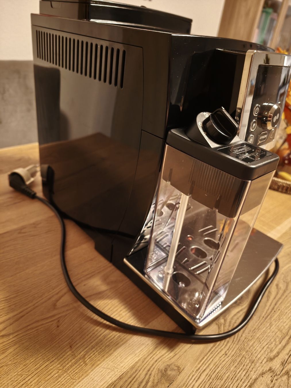 De'Longhi Macchine per caffè & Macchine per espresso: Kaffeevollautomat DeLonghi Cappuccino – Usato da Obergösgen venduto da SMOCARS 1