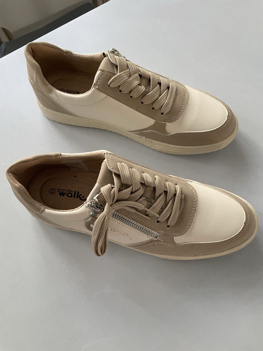 Damenschuhe: Neue Walkschuhe – Neu (gemäss Beschreibung) aus Zürich von Cappellaro