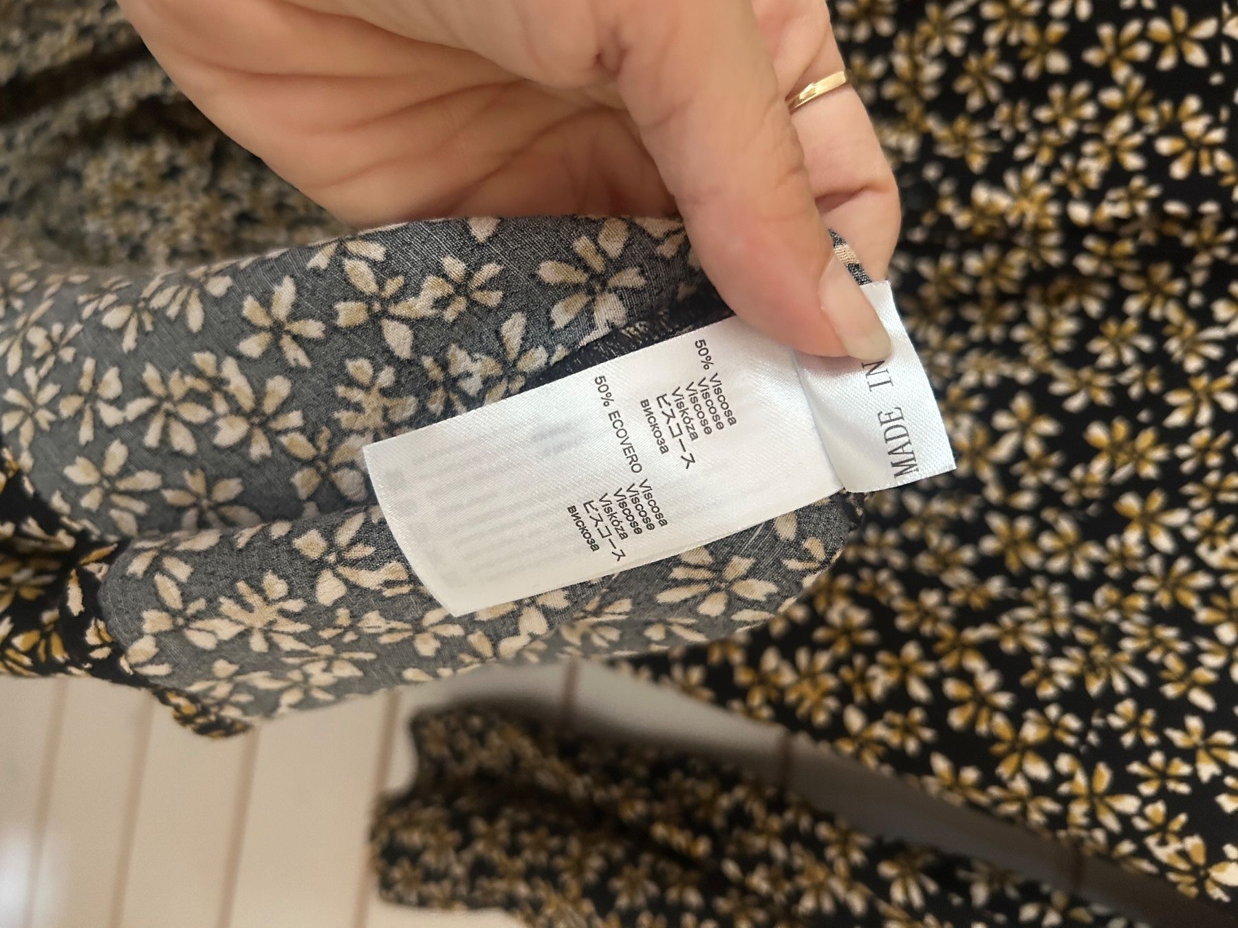 Kleider: Yerse Blumenkleid - Gr. M – Gebraucht aus Illnau von Monkky 9