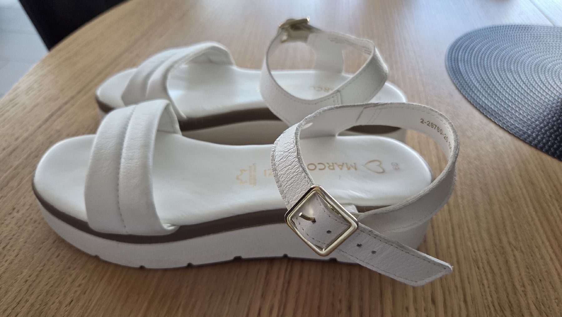 Damenschuhe: Sandales Marco Tozzi – Gebraucht aus Le Pâquier-Montbarry von Gruyere77