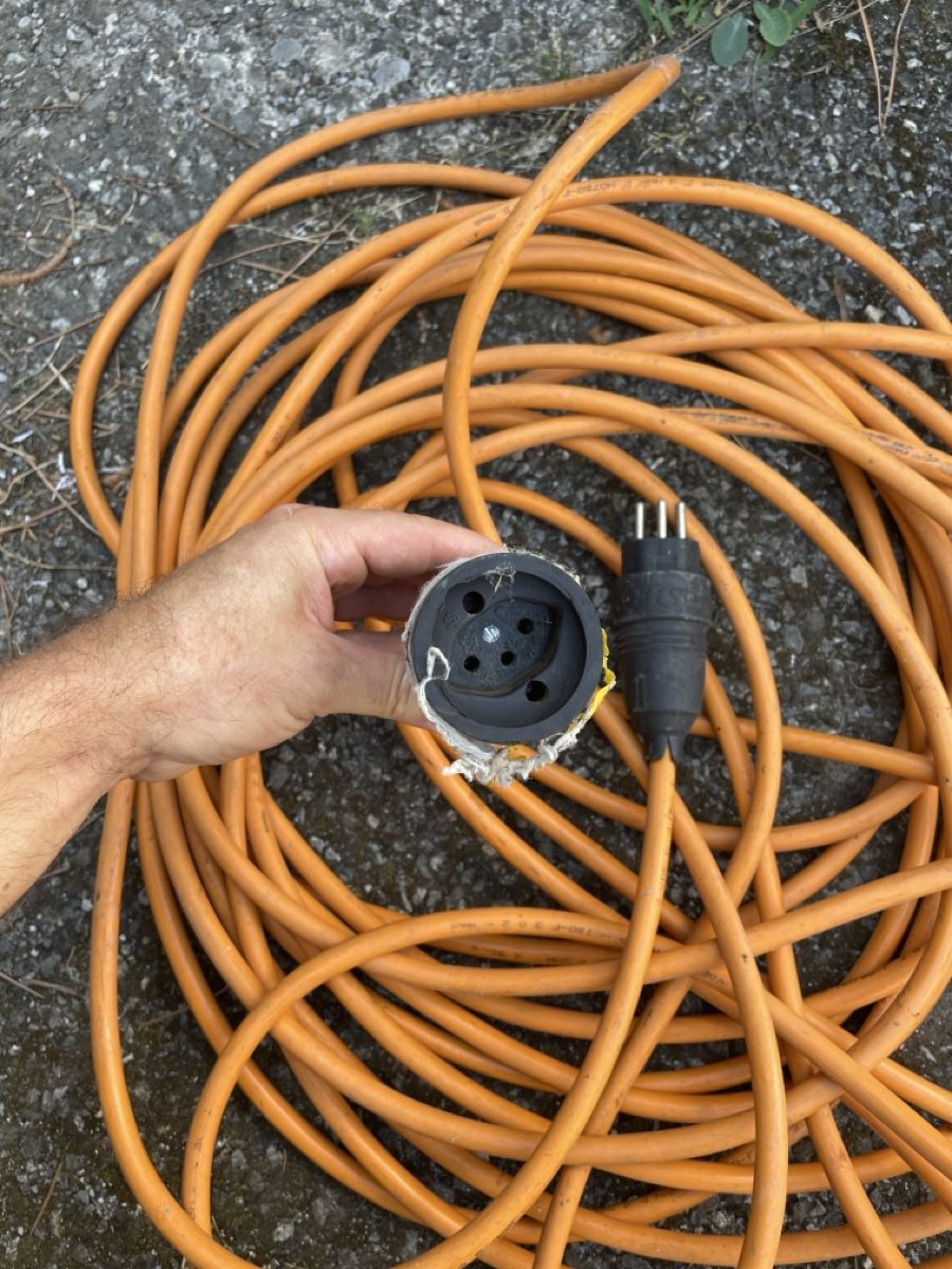 Kabel: Câble d'extension orange 15m connexion industrielle – Gebraucht aus Meyrin von jul_km5p 1
