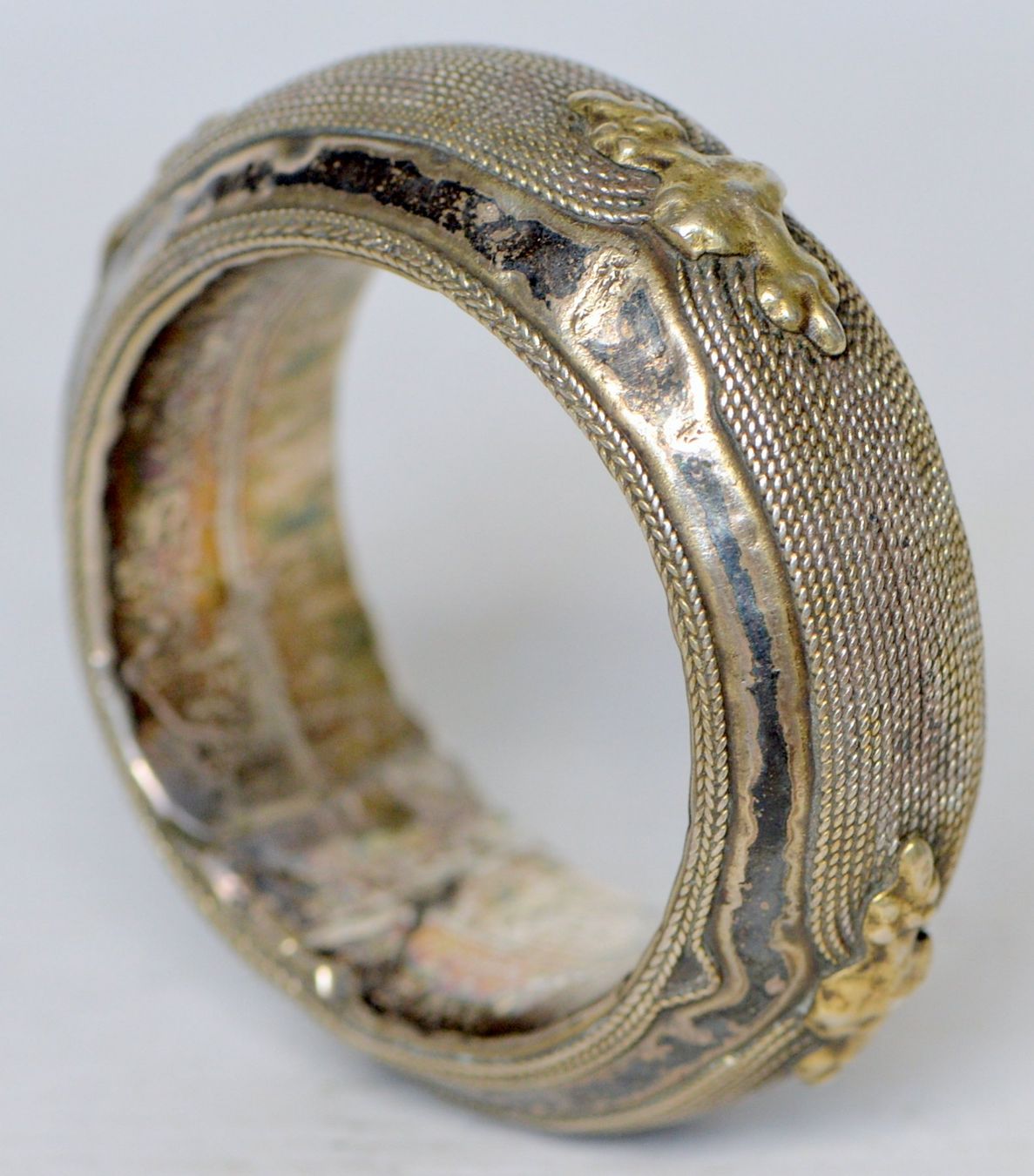Bracciali & Braccialetti: Ancien bracelet en métal – Usato da Neuchâtel venduto da Neuchatel 6