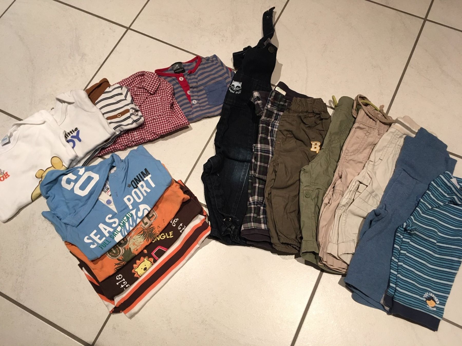 Kleiderpakete & -sets: Kleiderpaket Jungs (17-teilig) – Gebraucht aus Chur von steffeli04