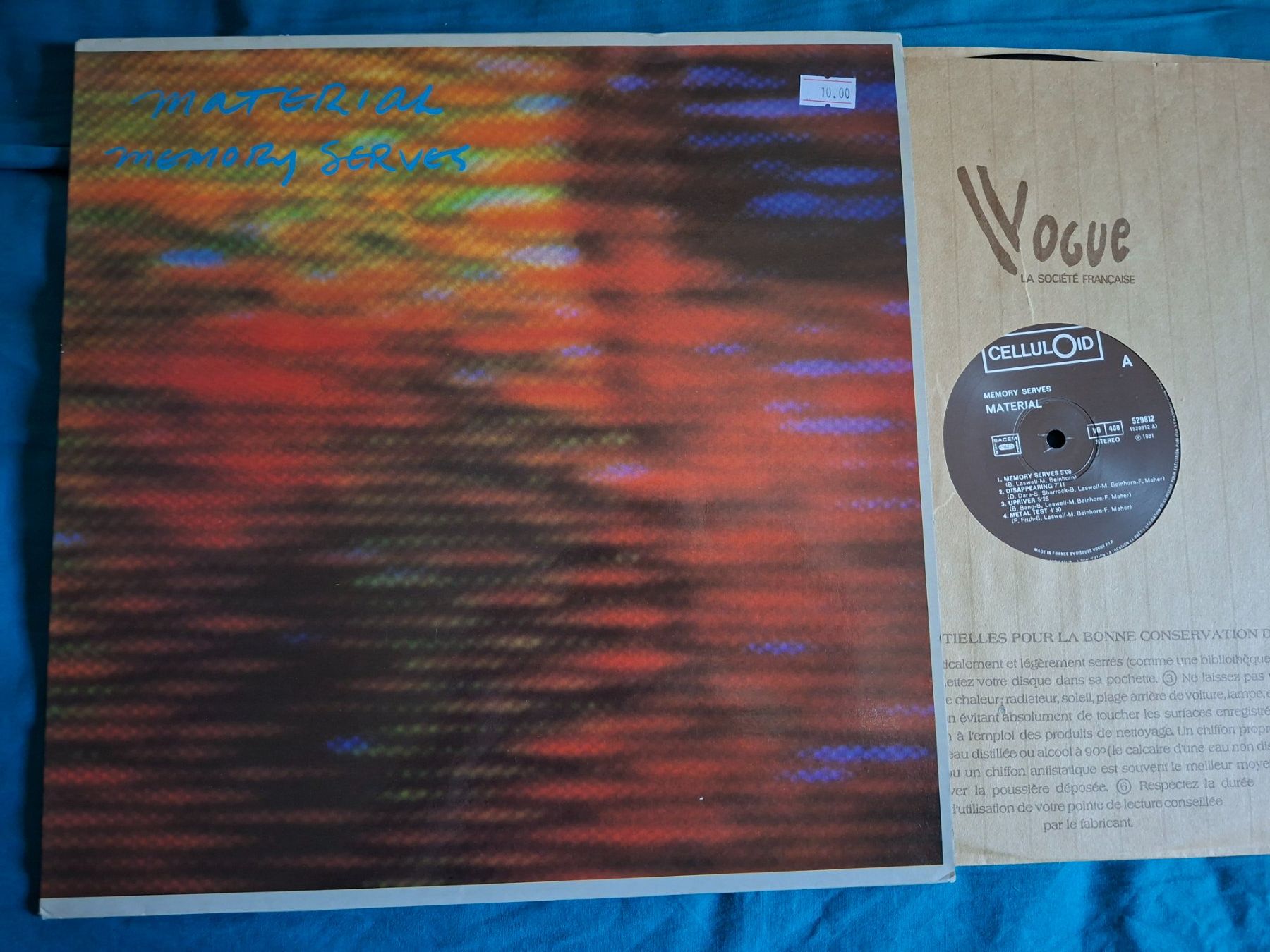 Vinyles: MATERIAL MEMORY SERVES Vinyl Schallplatte Celluloid Records – D'occasion à Burg AG par ..machine_rec..