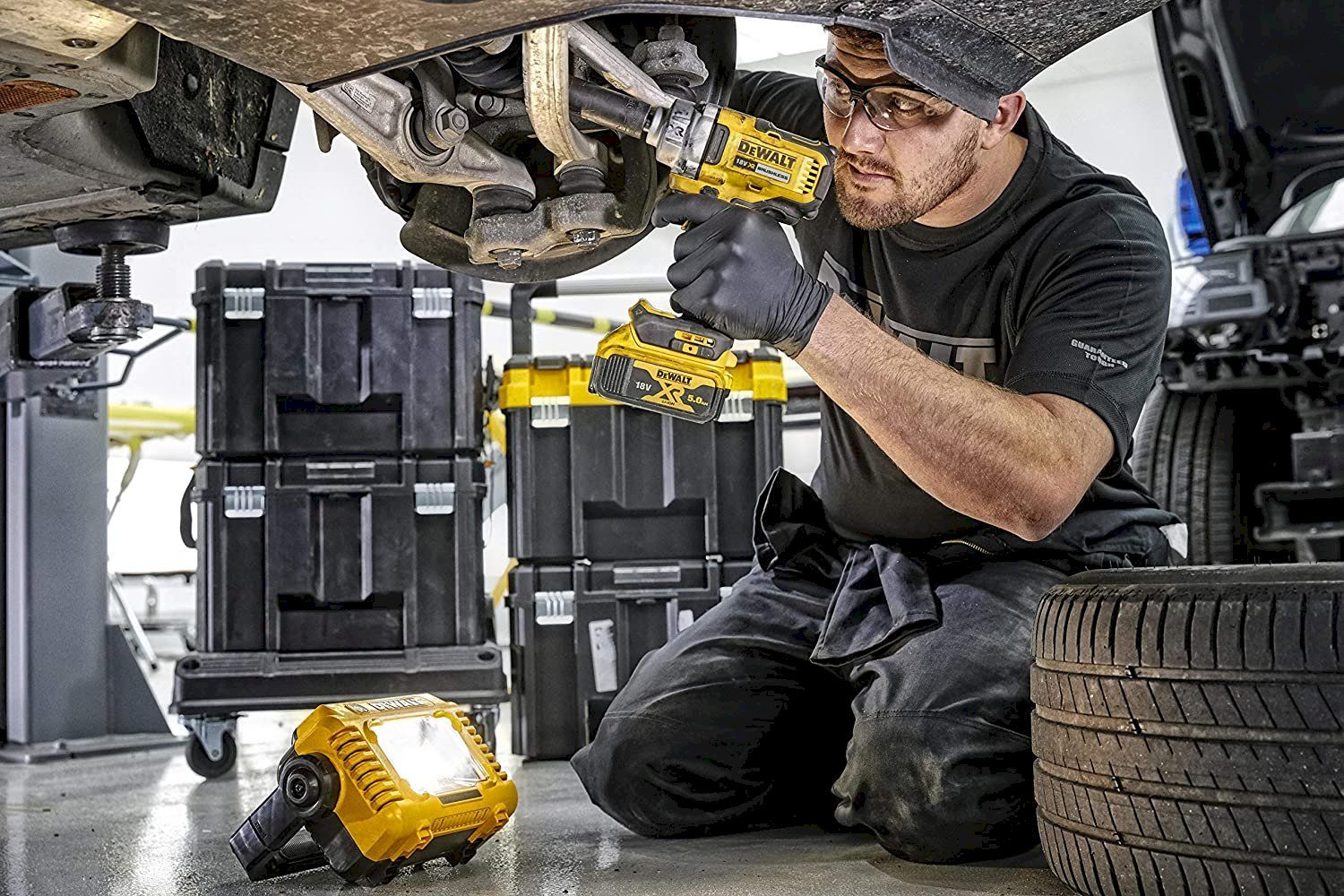 Lampes: DeWalt LED Akku-Baustellenleuchte – Neuf avec emballage d'origine à Bottighofen par zaap 4