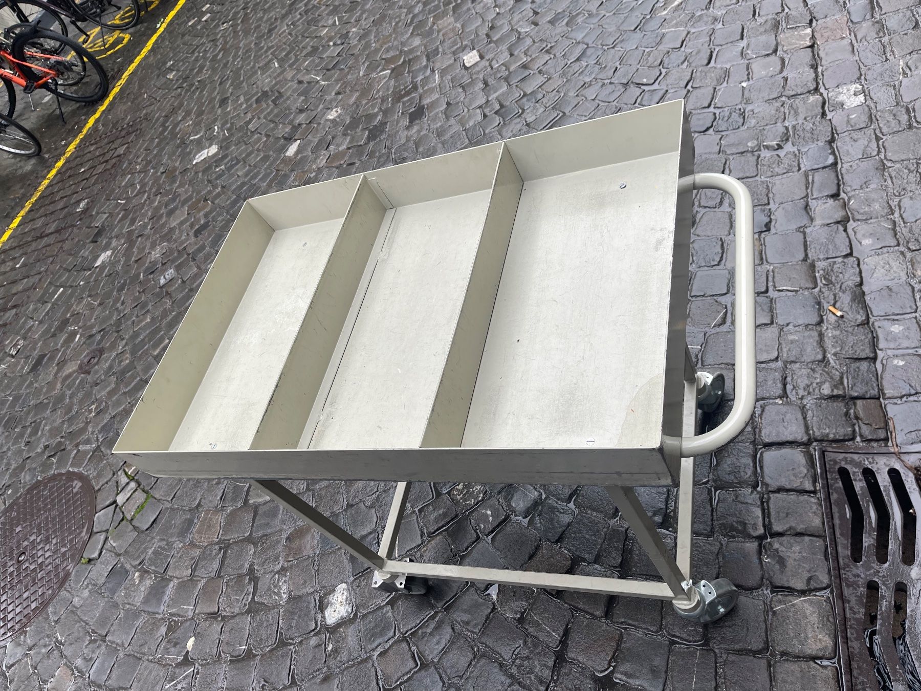 Durabase Sonstiges Tierzubehör: Garage oder Garage  Waage metal Lieferung moglich – Gebraucht aus Thun von Thuno6 2