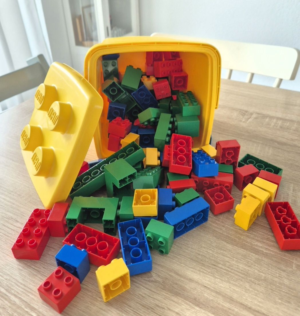 Lego Giocattoli: Box mit Lego duplo Bausteine – Usato da Ellighausen venduto da Luna_dk 1