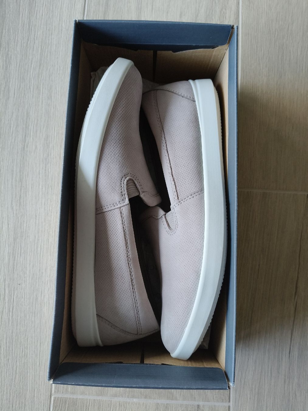 Ecco Scarpe da donna: Ecco cuir 41 slip-on – Nuovo (secondo la descrizione) da Monthey venduto da lesaffairesdecamille 7