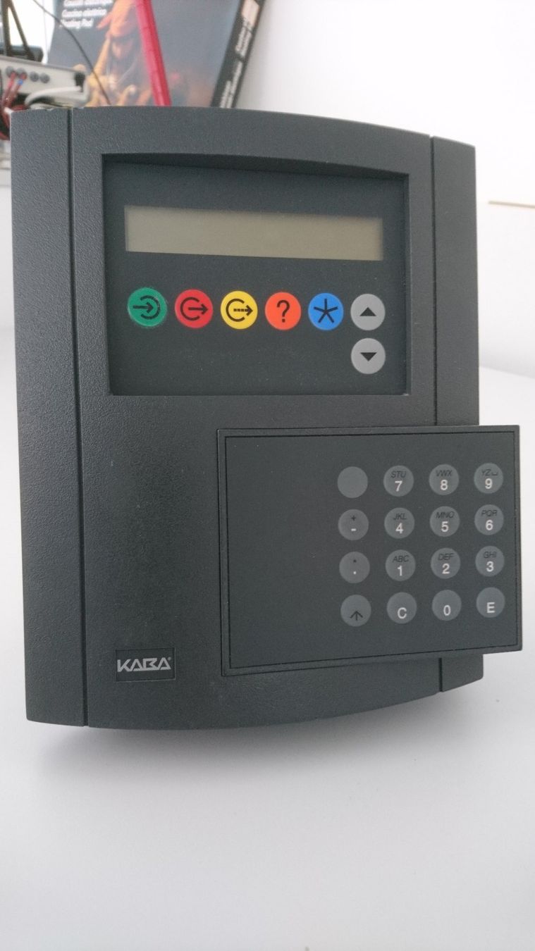 Sistema di controllo: Kaba B-Net 93 20 Zeiterfassungssystem – Usato da Steinhausen venduto da _Bergler_