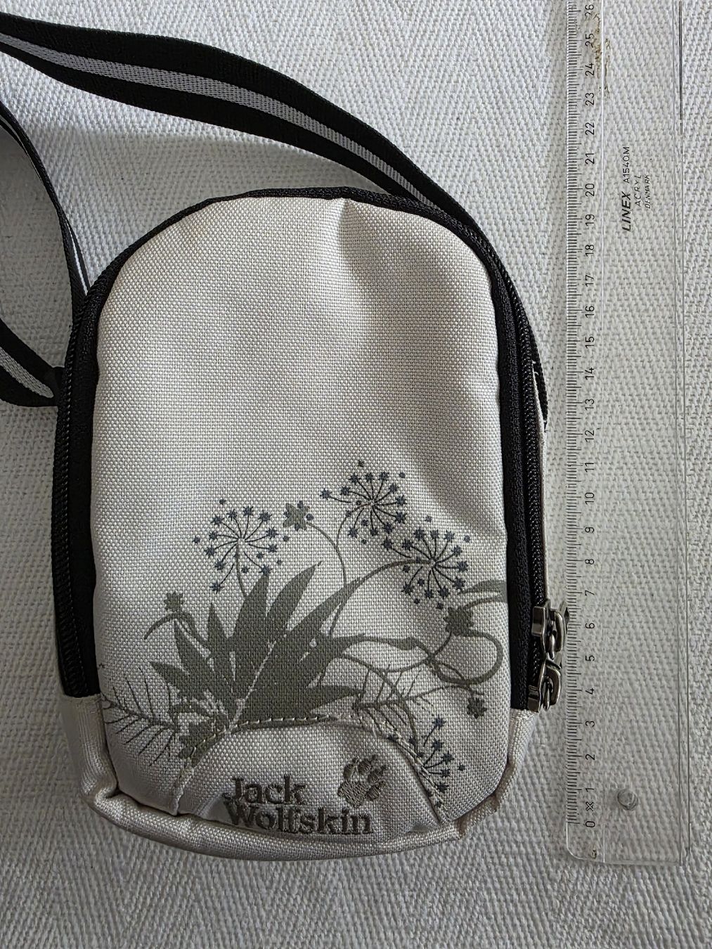 Jack Wolfskin Borse da donna: Kleine Tasche von Jack Wolfskin – Usato da Rikon im Tösstal venduto da Quimy68 5