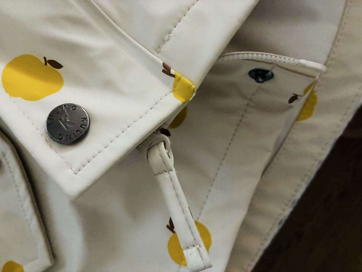 Lotti di vestiti: Kuling Regenjacke & Latzhose Gr. 110/116 – Nuovo (secondo la descrizione) da Scharans venduto da fil_ngr5 4