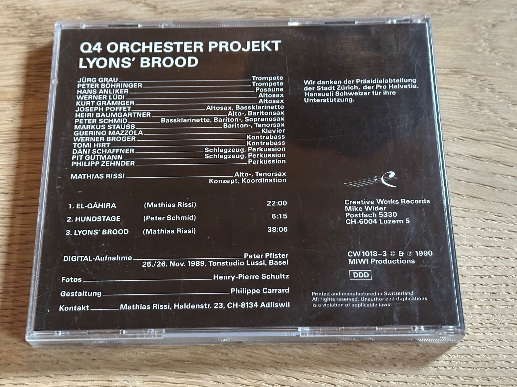 CD: Q4 Orchester Projekt - Lyons' Brood - CD – Usato da Martina venduto da Chapuetschin 1