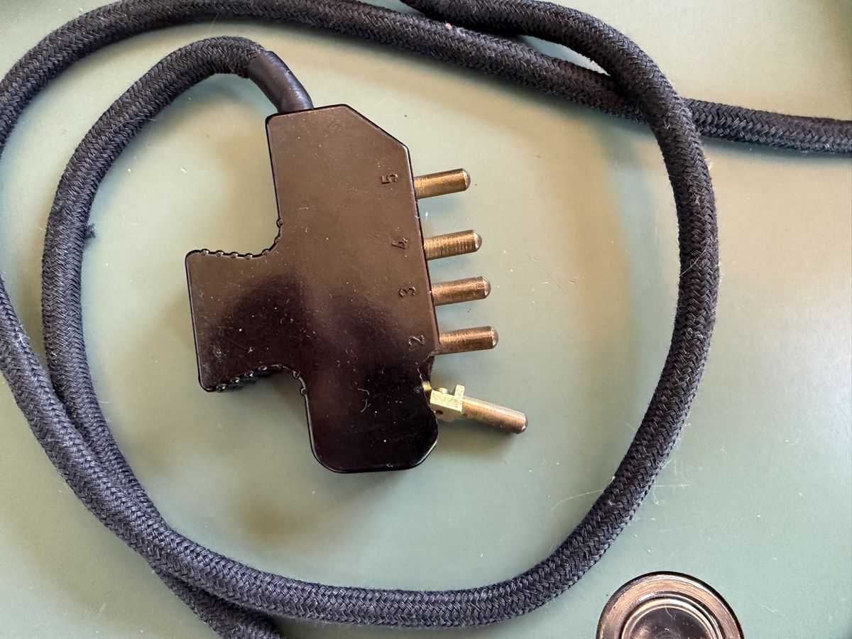 Telefoni: Telefonanlage Militaria – Usato da Stallikon venduto da Standpunktb 3