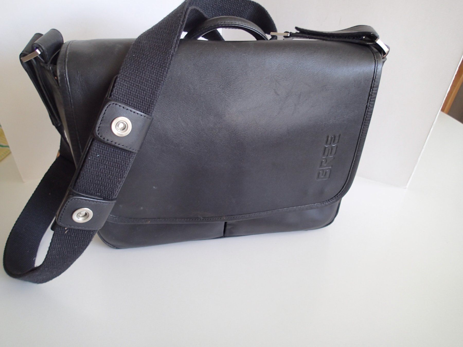 Bree Borse: BREE Ledertasche     Format 28 x 32 cm – Usato da Allschwil venduto da Salus17
