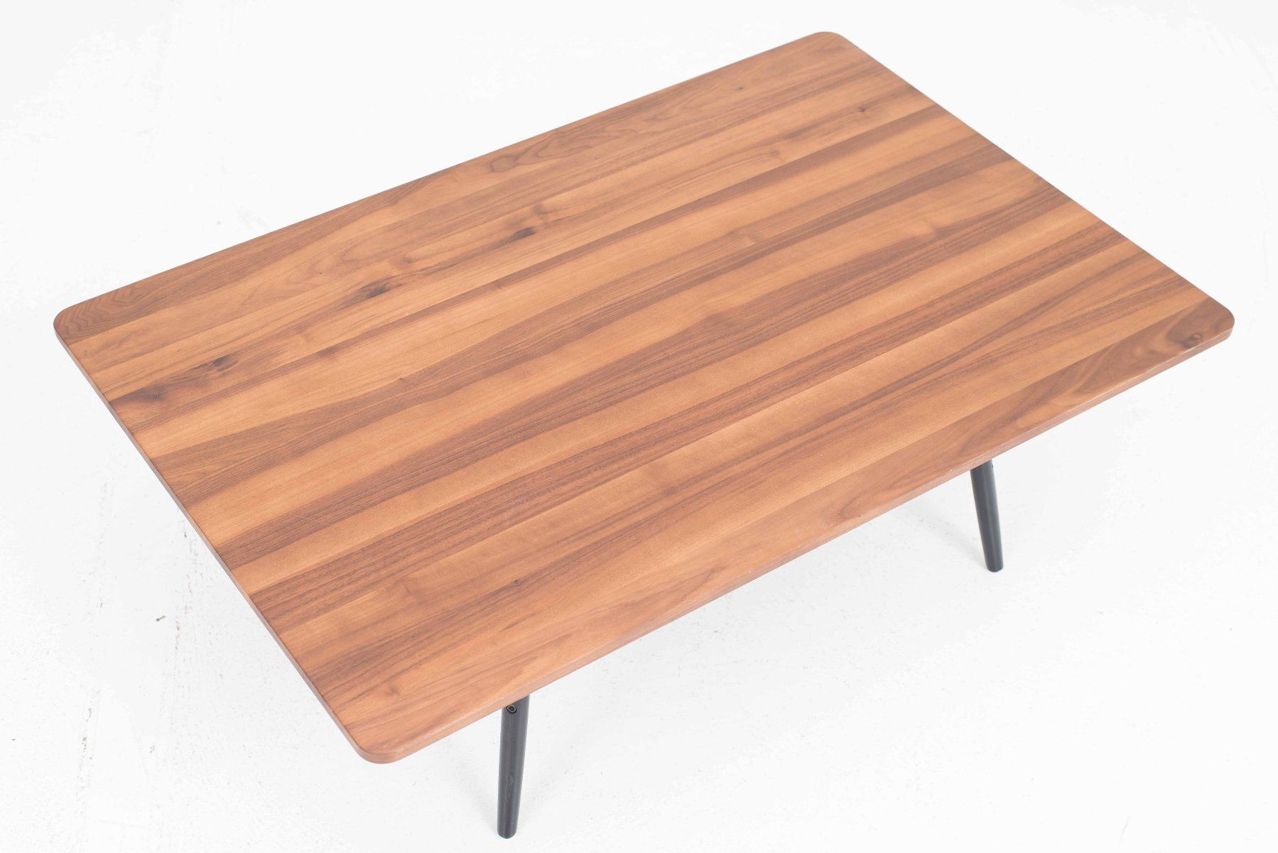 Vitra Tavoli: Vitra Coffee Table von Charles & Ray Eames in Nussbaum – Usato da Zürich venduto da STUZH38 2
