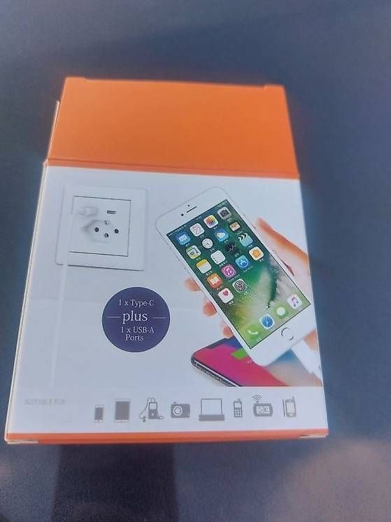 Fiches d'alim.: Steckdose mit USB A und USB C neu – Neuf avec emballage d'origine à winterthur par cantanhede01 2