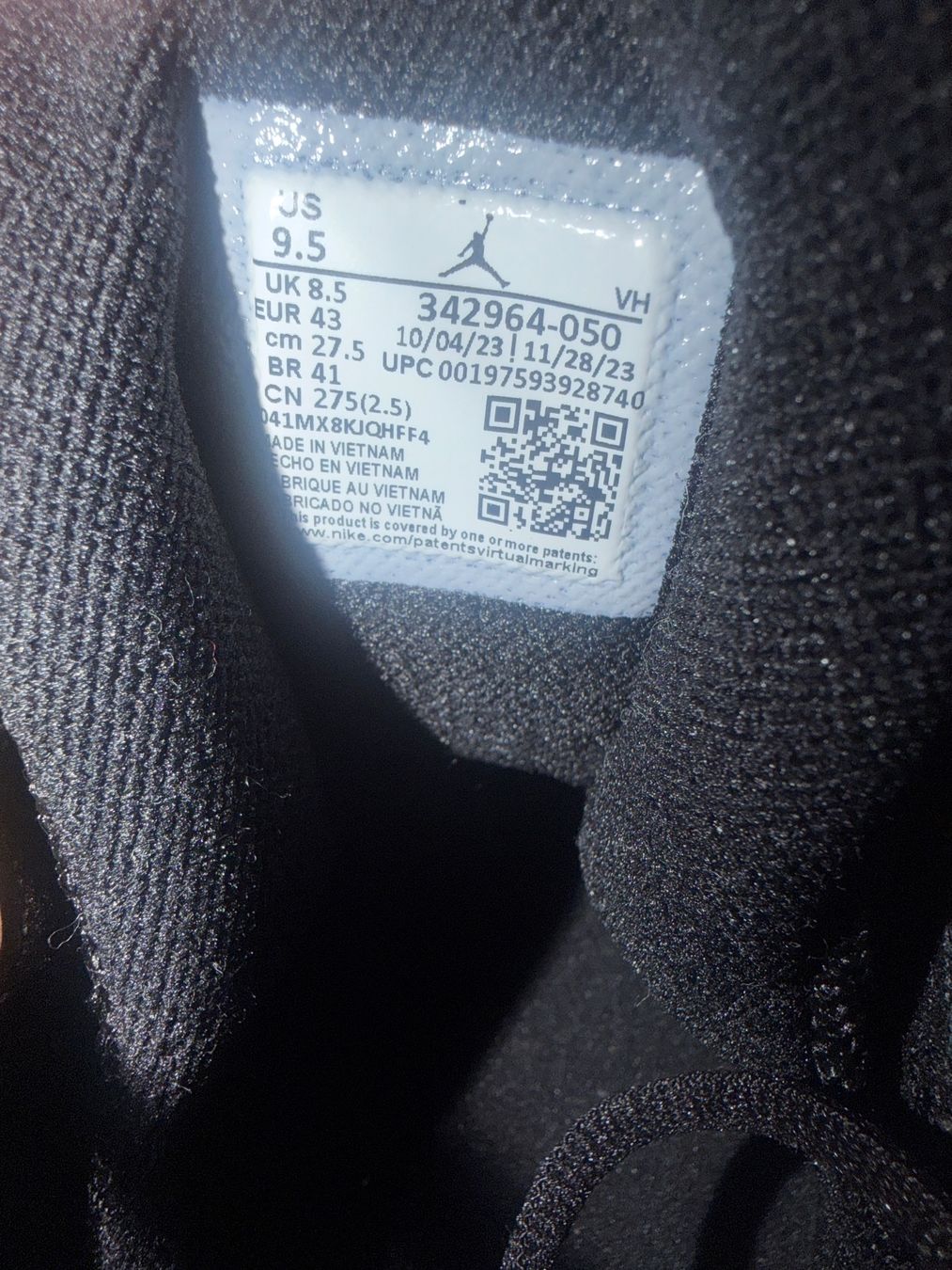 Jordan Scarpe da uomo: Nike Jordan True Flight Sneaker- Neu Gr. 43 – Nuovo (secondo la descrizione) da bülach venduto da Happylion1 5